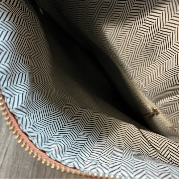 NWT! Simply Vera by Vera Wang Calf Colored Leather Heels - Picture 12 of 12